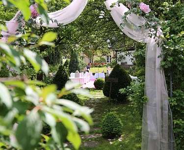 Garden wedding ceremony Garden wedding ceremony